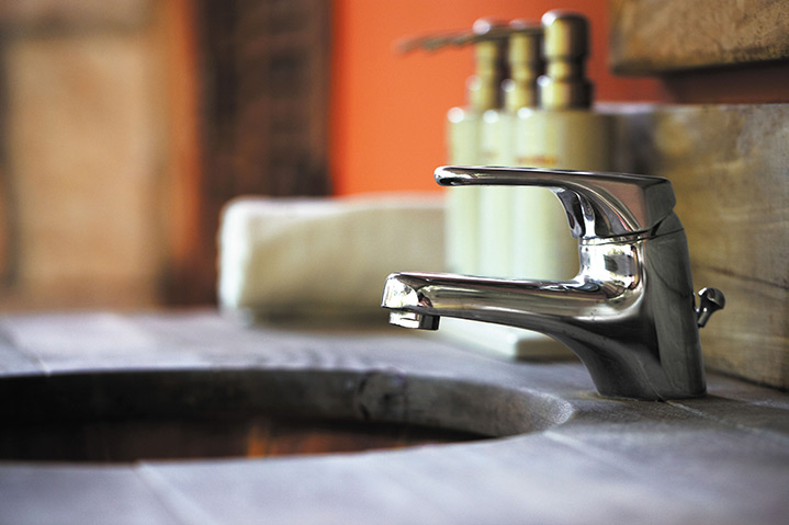 A2B Plumbers are able to fix any leaking taps you may have in Cobham. 
